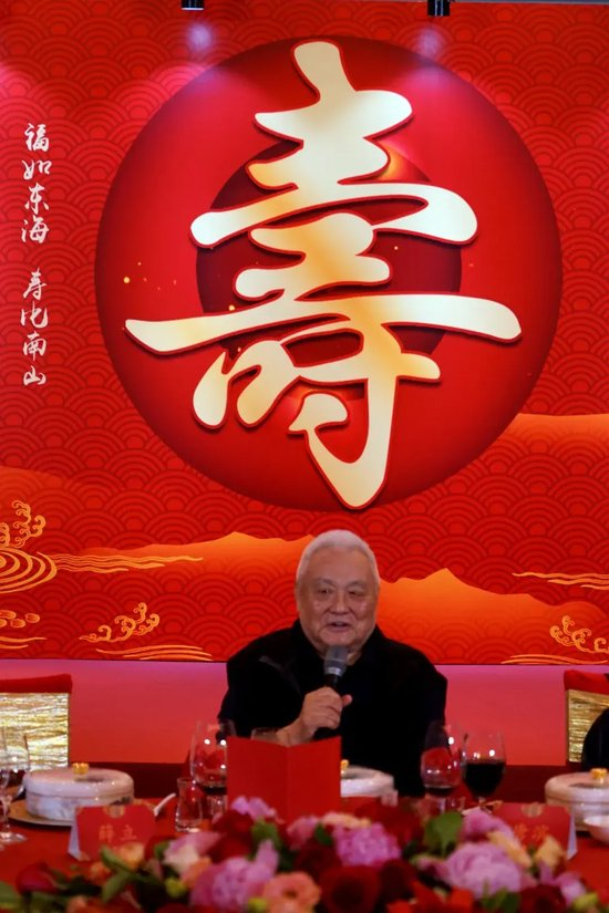 进行深入合作产品图片